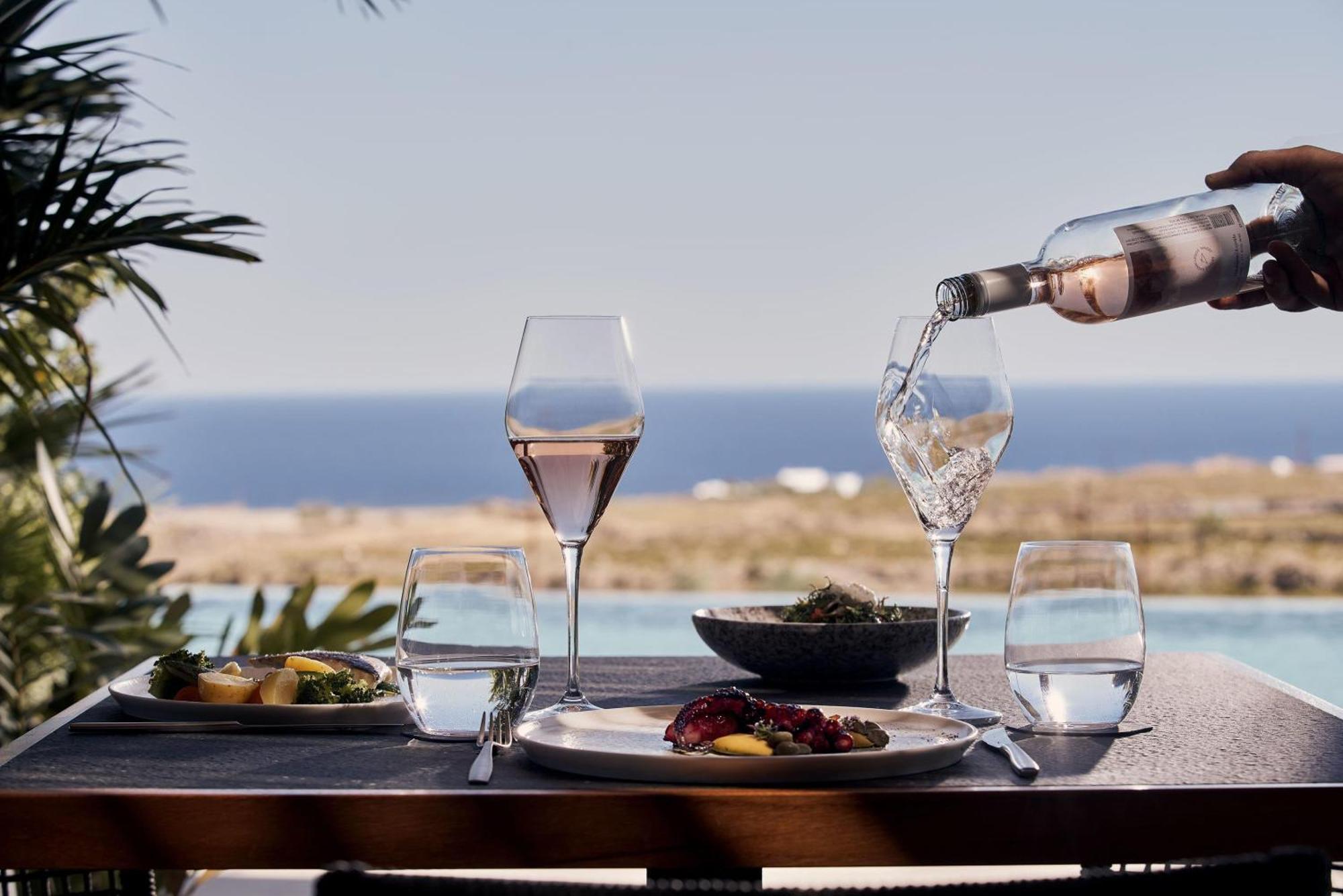 Magma Resort Santorini, In The Unbound Collection By Hyatt Vourvoúlos Esterno foto